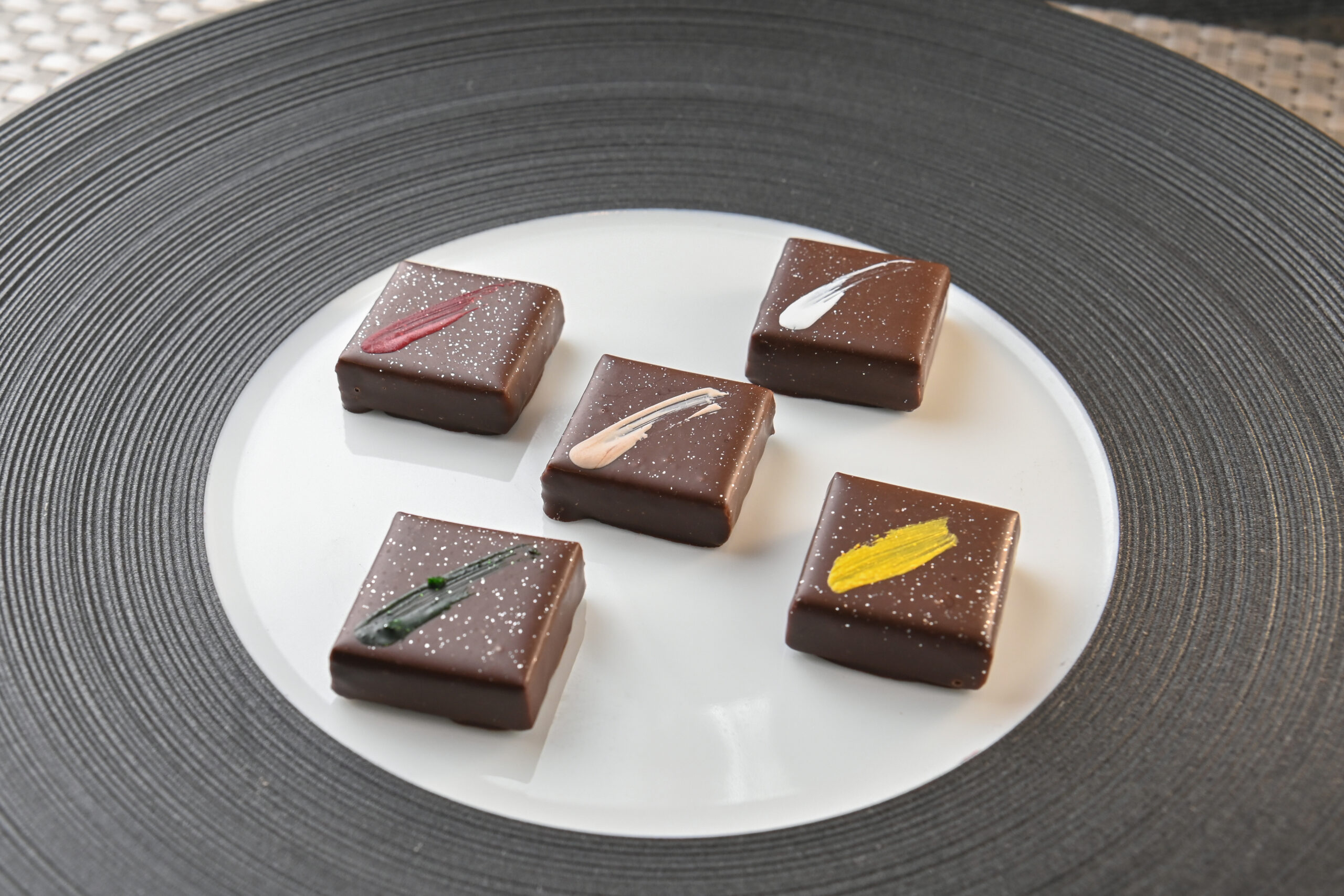 バレンタインにあげたい、食べたいチョコレート | ワンダフルコウベweb