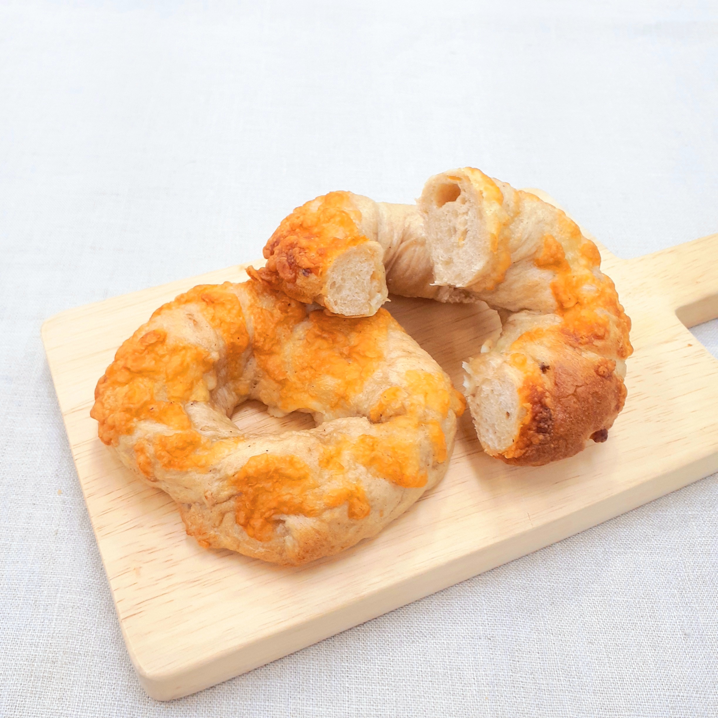 チーズベーグル | 神戸・阪神間のベーカリーで見つけたおすすめのパン