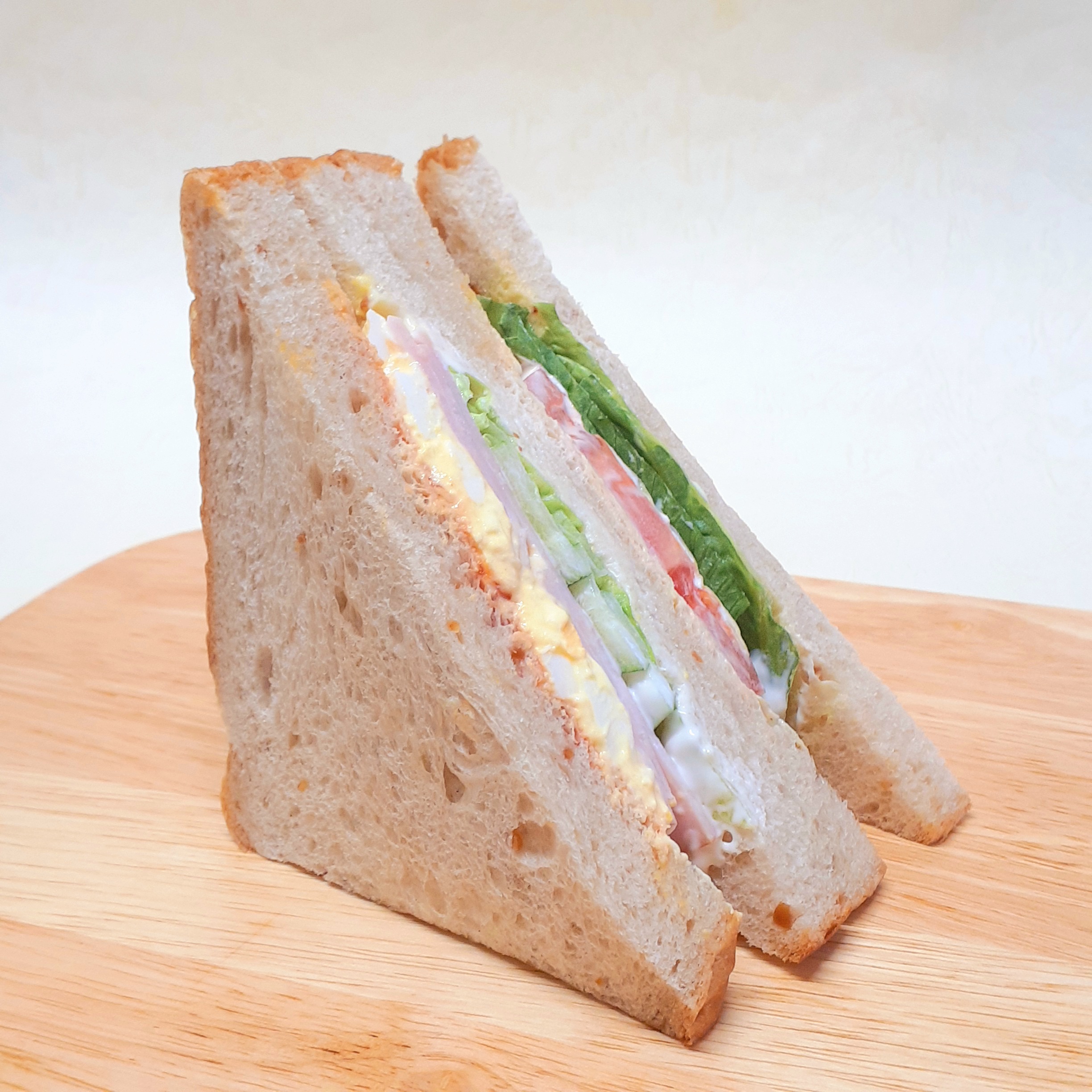 ハム野菜ミックスサンド | 神戸・阪神間のベーカリーで見つけた
